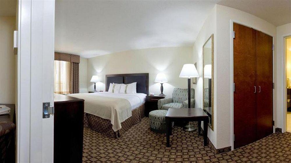 Holiday Inn Quincy By Ihg Ngoại thất bức ảnh