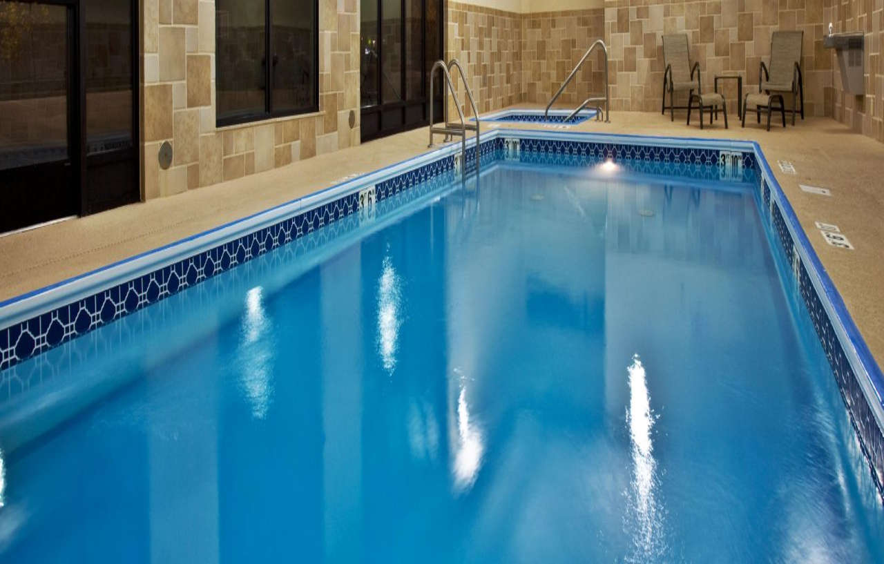 Holiday Inn Quincy By Ihg Ngoại thất bức ảnh